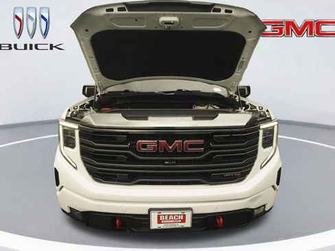 Used 2023 GMC Sierra 1500 AT4 AWD/4WD image 9