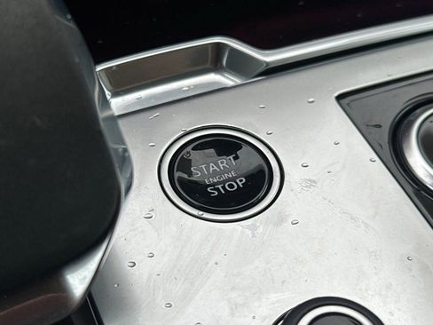 Used 2023 Land Rover Range Rover SE image 33