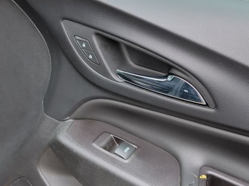 Used 2018 Chevrolet Equinox LT AWD/4WD image 36