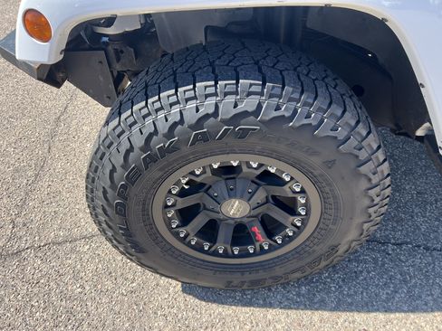 Used 2013 Jeep Wrangler Unlimited Sahara w/ Dual Top Group image 4