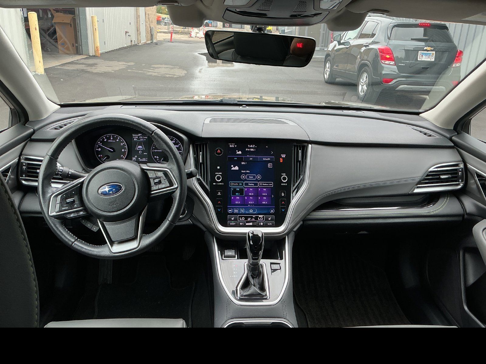 Used 2020 Subaru Outback Onyx Edition XT AWD/4WD image 13