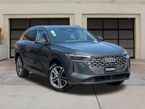 New 2025 Audi Q5 Premium image 19