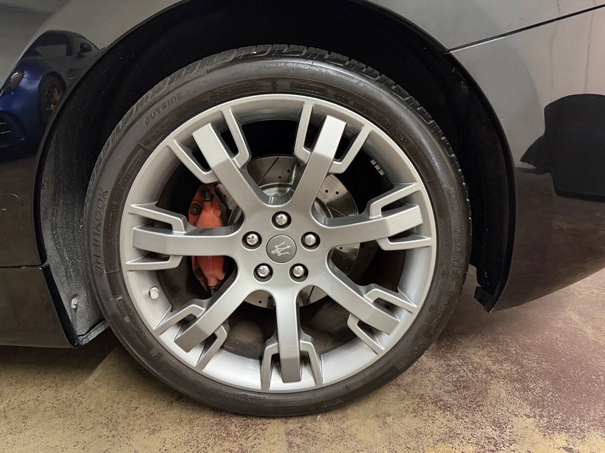 Used 2018 Maserati GranTurismo MC RWD image 22