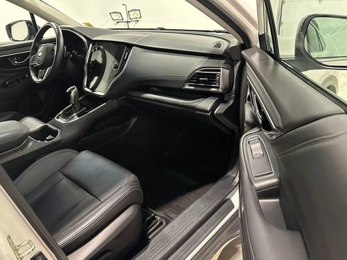 Used 2020 Subaru Outback Limited AWD/4WD image 25
