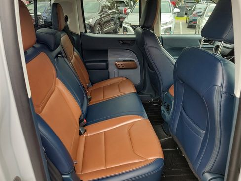 Used 2024 Ford Maverick Lariat image 45