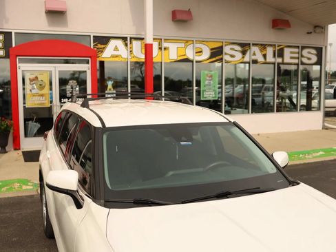 Used 2020 Toyota Highlander L AWD/4WD image 59
