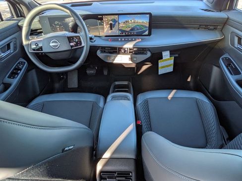 New 2026 Nissan Leaf Platinum+ w/ Cargo Package (Platinum+) image 18