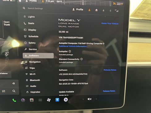 Used 2023 Tesla Model Y Long Range image 12