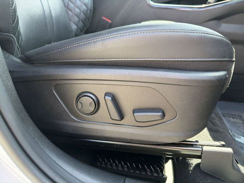 Used 2023 Kia Sorento SX Prestige image 21