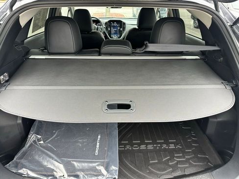 Used 2025 Subaru Crosstrek 2.5i Limited w/ Popular Package #3A image 9