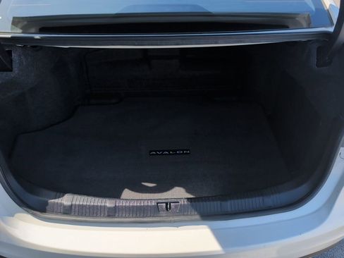Used 2014 Toyota Avalon XLE Premium FWD image 23
