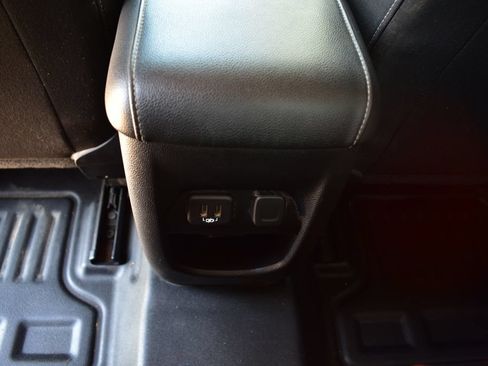 Used 2022 Chevrolet Colorado LT w/ Fleet Safety Package RWD image 22