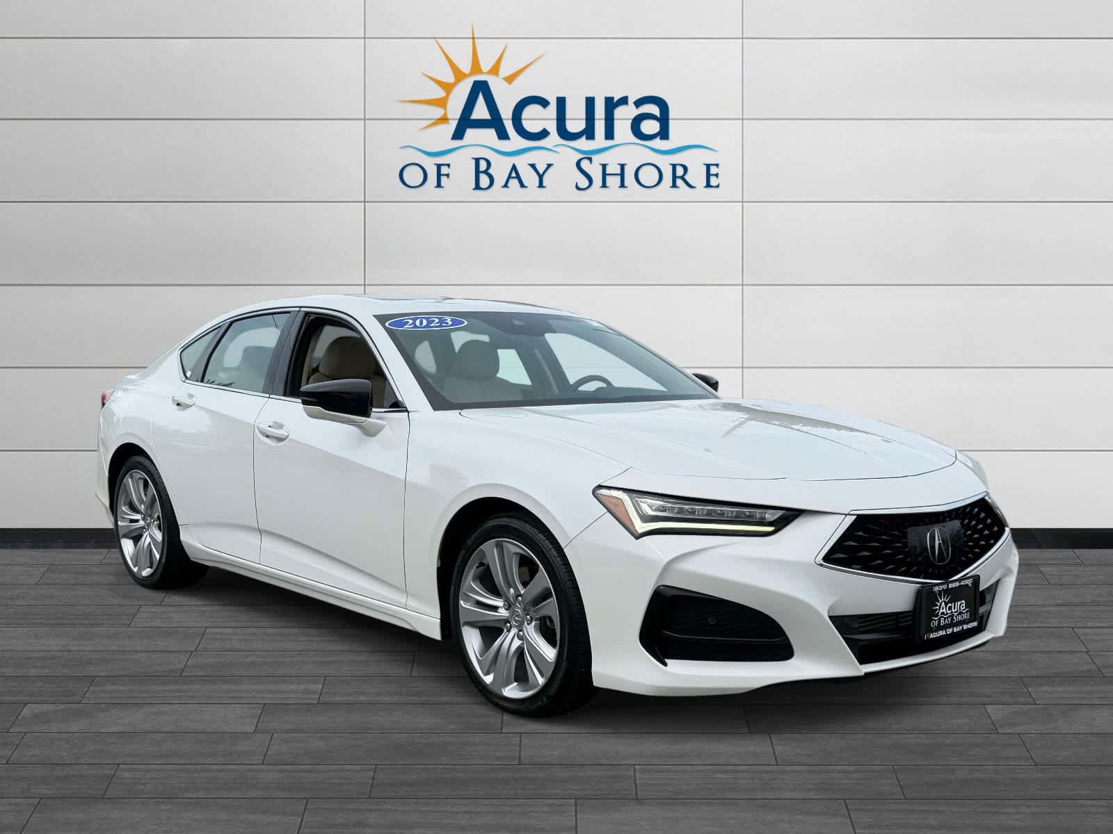 Used 2023 Acura TLX w/ Technology Package FWD image 2