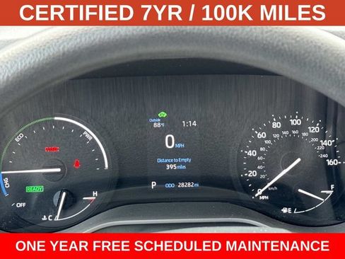 Used 2024 Toyota Sienna LE AWD/4WD image 27
