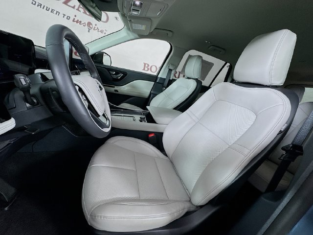 New 2026 Lincoln Aviator 2WD image 22