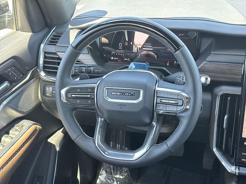 New 2026 GMC Acadia Denali Ultimate AWD/4WD image 8