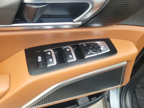 Certified 2024 Kia Telluride EX X-Line AWD/4WD image 11