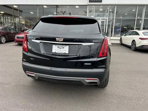 Used 2023 Cadillac XT5 Premium Luxury w/ Technology Package image 2