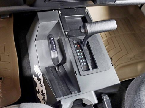 Used 2004 Jeep Wrangler 4WD w/ 30" Tire & Wheel Group image 19