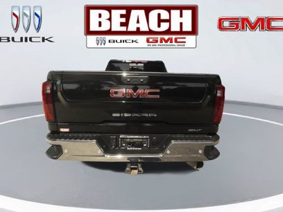 Used 2025 GMC Sierra 2500 SLT w/ SLT Premium Package