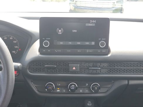 Used 2024 Honda HR-V LX image 17