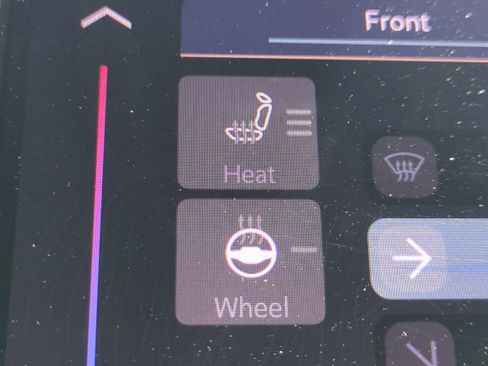 Certified 2023 Jeep Grand Cherokee L Laredo image 24