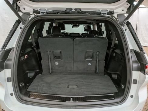 Used 2023 Jeep Grand Cherokee L Laredo image 21