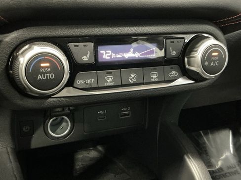 Used 2023 Nissan Versa SR w/ Trunk Package image 5