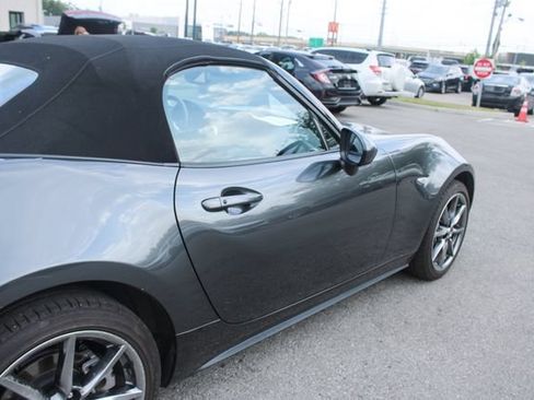 Used 2021 MAZDA MX-5 Miata Grand Touring RWD image 34