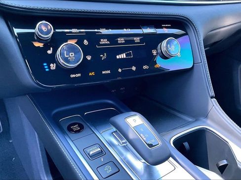 New 2026 INFINITI QX60 Sport AWD/4WD image 32