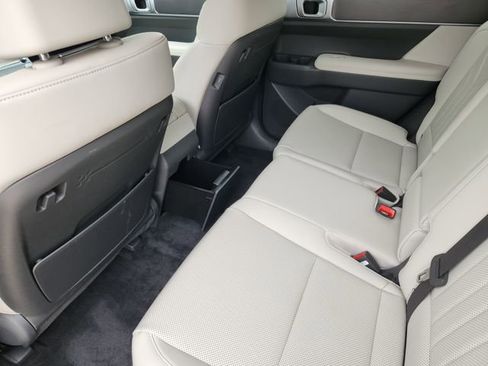 Used 2025 Hyundai Santa Fe SEL FWD image 20