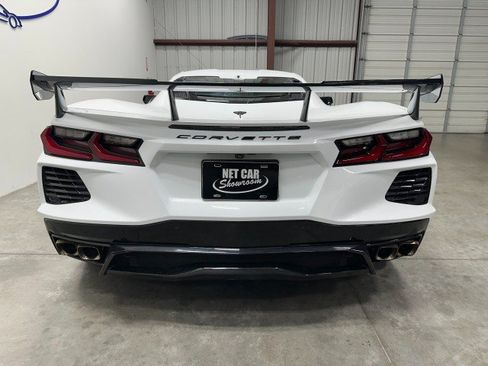 Used 2022 Chevrolet Corvette Stingray Premium Cpe w/ Z51 Performance Package RWD image 9