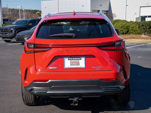 Used 2022 Lexus NX 350h AWD image 4
