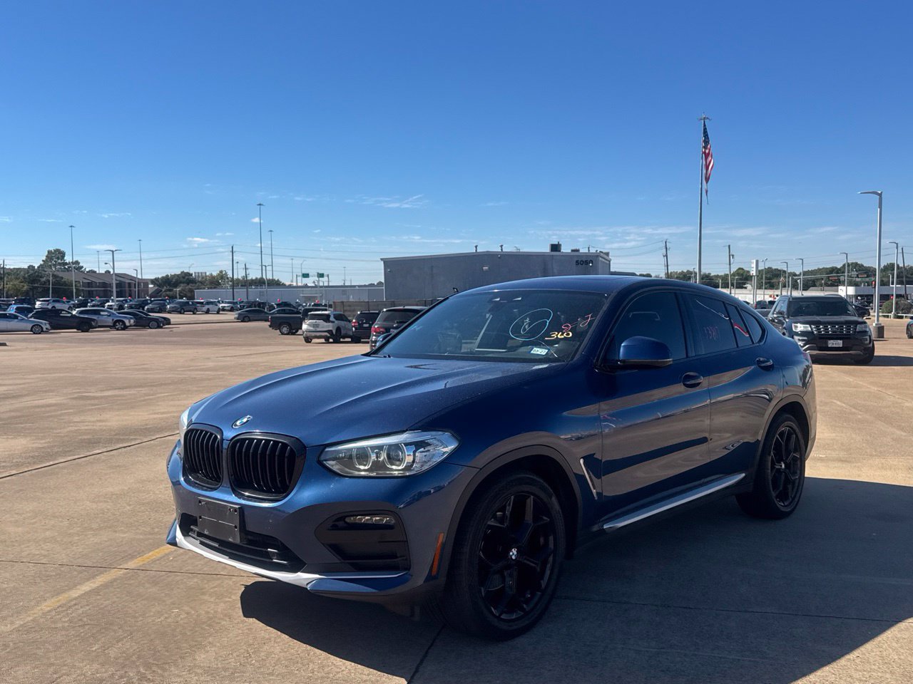 Used 2021 BMW X4 xDrive30i AWD/4WD image 10