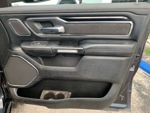 Used 2019 RAM 1500 Laramie AWD/4WD image 21