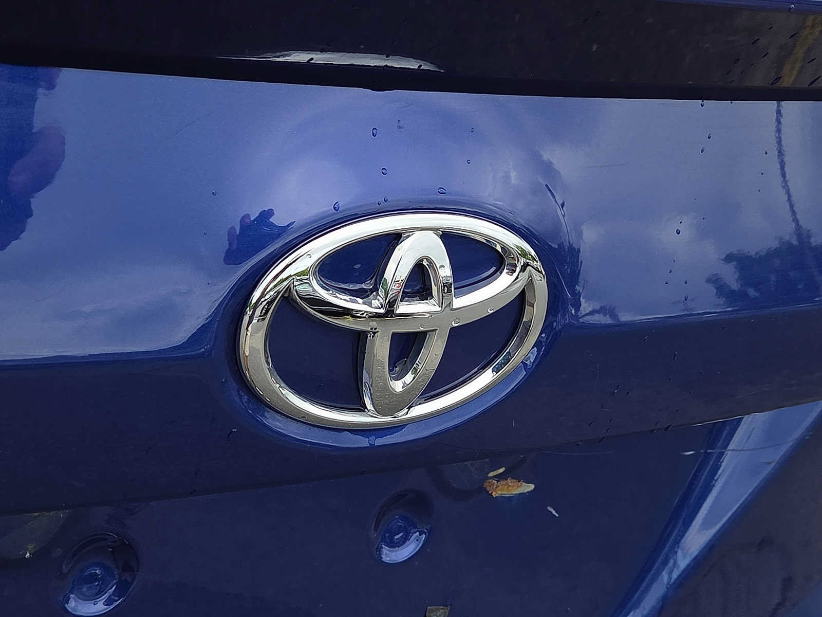Used 2018 Toyota Corolla XSE FWD image 29