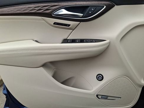 Certified 2022 Buick Envision Avenir w/ Technology Package II image 13
