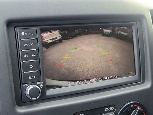Used 2020 Nissan NV200 S FWD image 26