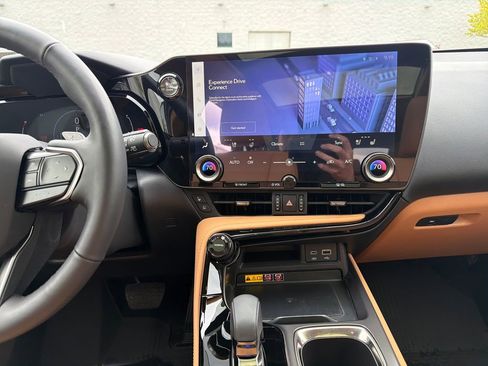 Used 2026 Lexus NX 350 AWD w/ Accessory Package (2T) image 25