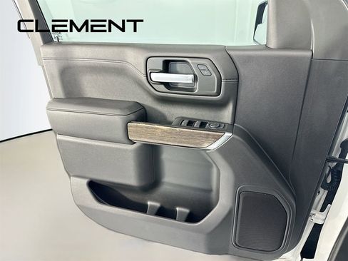 Used 2021 GMC Sierra 1500 SLE image 27