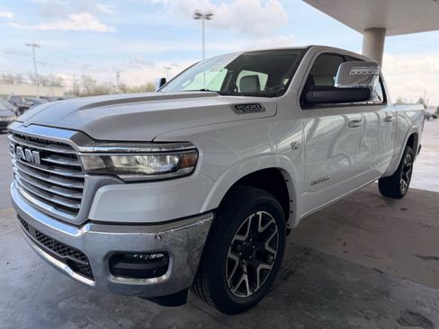 New 2026 RAM 1500 Laramie w/ Trailer Tow Group AWD/4WD image 2