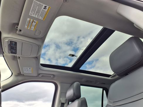 Used 2025 Ford Expedition Max Active image 14