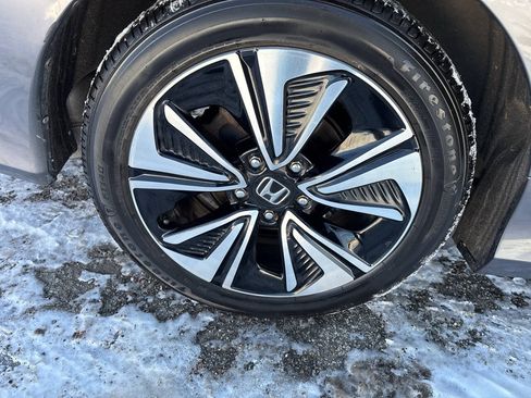 Used 2018 Honda Civic EX-T image 24