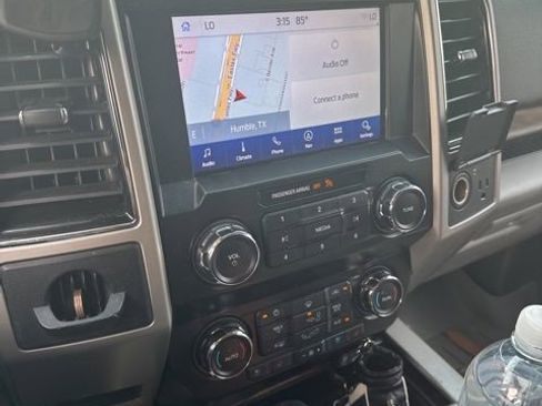 Used 2020 Ford F150 Lariat image 7