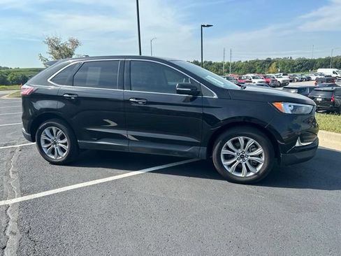 Used 2024 Ford Edge Titanium AWD/4WD image 18