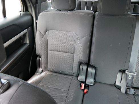 Used 2016 Ford Explorer XLT w/ Equipment Group 201A AWD/4WD image 13
