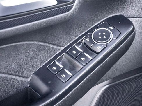 Used 2025 Ford Escape ST-Line image 11