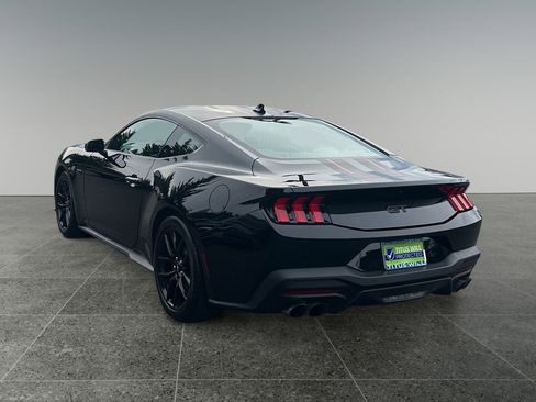 Used 2025 Ford Mustang GT Premium image 5