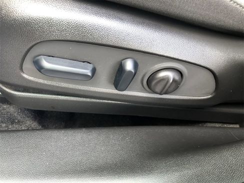 Certified 2023 Chevrolet TrailBlazer LT w/ Convenience Package image 12