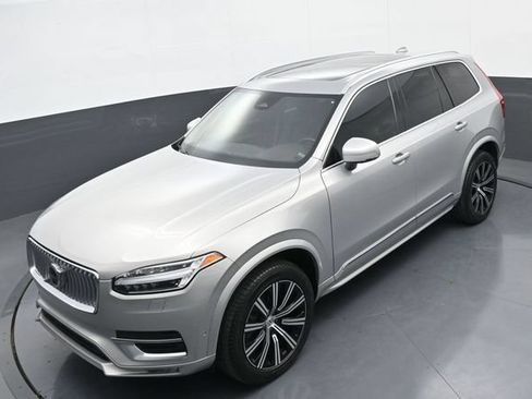 Used 2024 Volvo XC90 B6 Plus AWD/4WD image 32